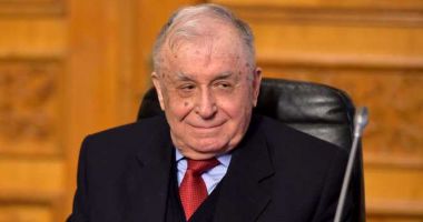 Stire din Actualitate : Ion Iliescu rămâne la Terapie intensivă