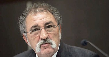 Stire din Sport : Ion Țiriac a renunțat la funcția de președinte de onoare al FR de Tenis