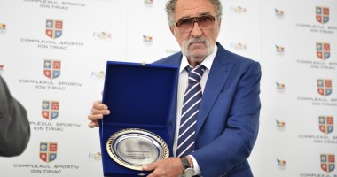 Stire din Sport : Tenis / Ion Țiriac, în International Tennis Hall of Fame