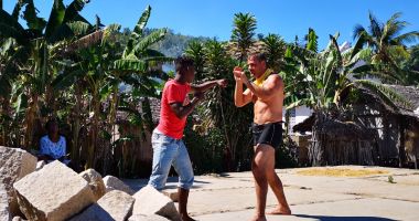 Stire din Diverse : Ionuț Iftimoaie, antrenor de kickboxing în Madagascar
