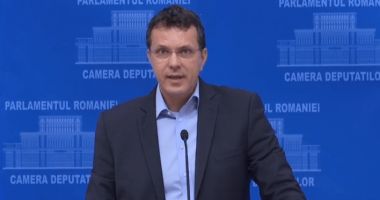 Stire din Politică-Administrație : Ionuț Moșteanu, de la USR: Vrem să avem un Guvern nou până la Crăciun