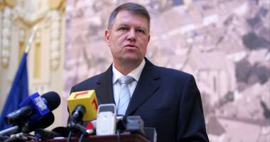 Stire din Politică-Administrație : "Eu vreau să fiu președinte, dumneavoastră să rămâneți prim-ministru"