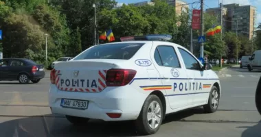 Stire din Eveniment : Scandal la IPJ Brăila. Doi polițiști, cercetați după un videoclip filmat în timpul serviciului