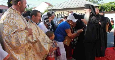 Oaspeți de seamă la Biserica "Sf. Ilie" din Viile Noi - 3