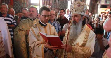 Oaspeți de seamă la Biserica "Sf. Ilie" din Viile Noi - 2