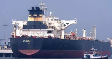Stire din Actualitate : Iranul permite trecerea tancurilor petroliere malaeziene prin strâmtoarea Ormuz