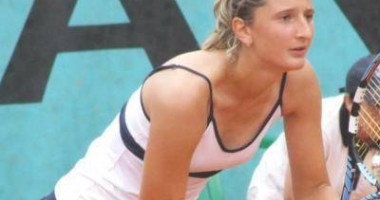 Stire din Sport : Turneul BCR Open România, câștigat de Irina Begu
