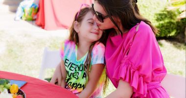 Stire din Monden : Fetița Monicăi Gabor are nevoie urgentă de operație. "Încercăm din răsputeri să găsim un chirurg"