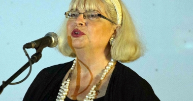 Stire din Cultură-Educație : Irina Margareta Nistor, la Universitatea "Ovidius"