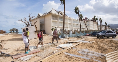 Vedetele lăsate fără casele de lux de uraganul Irma