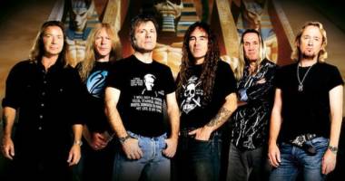 Stire din Actualitate : Avionul trupei Iron Maiden, implicat într-un accident