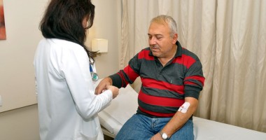 Stire din Sănătate : Consultații gratuite la neurolog și reumatolog