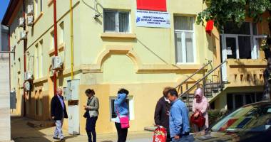 Stire din Cultură-Educație : Se ascut armele pentru bătălia "generalilor" la ISJ Constanța