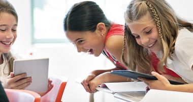 Stire din Cultură-Educație : Eveniment la Facultatea de Educație Fizică. 120 de elevi, "Campioni speciali" pentru o zi
