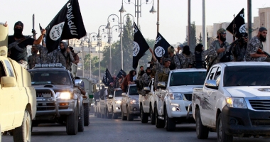 Stire din Actualitate : ISIS celebrează victoria lui Trump. Mesajele teroriștilor care vor panica întreaga omenire