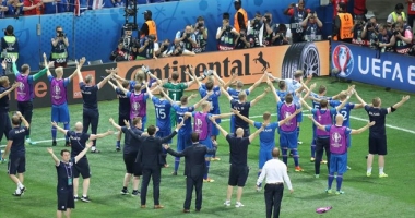 Galerie FOTO și VIDEO. Uniți sub același crez, islandezii uimesc Europa - 2