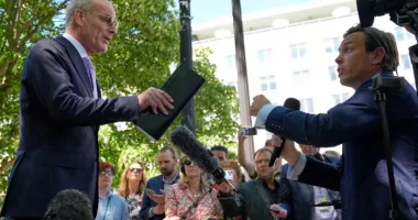 Stire din Actualitate : Israelul nu dorește implicarea Franței în negocierile cu Libanul
