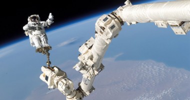 Stire din Actualitate : Japonezii au lansat un robot vorbitor către Stația Spațială Internațională