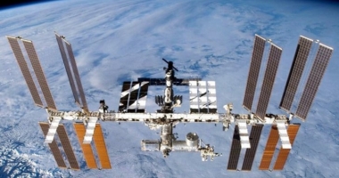 Stire din Social : Un astronaut și-a cerut scuze, după ce a anunțat că a crescut 9 cm în spațiu