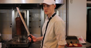 Stire din Eveniment : Ce a spus la audieri sirianul care a făcut tărăboi în Istanbul Kebab