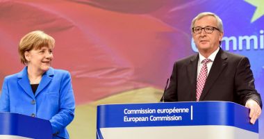 Stire din Actualitate : "Istoria îi va da dreptate cancelarului Angela Merkel în privința refugiaților"