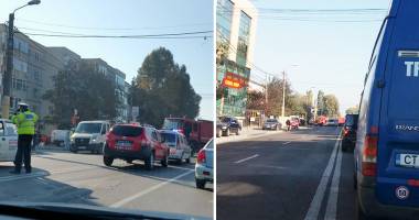 UPDATE. ACCIDENT RUTIER GRAV ÎN CONSTANȚA. Pompieri ÎNCARCERAȚI într-o autospecială / Galerie foto - 12