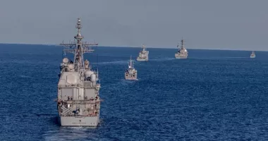Stire din Actualitate : Italia, pregătită să trimită două dragoare pentru deminarea strâmtorii Ormuz