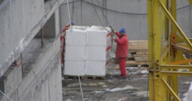 Stire din Social : ITM/ Amenzi de peste 70.000 de lei, în numai o lună, privind securitatea și sănătatea în muncă