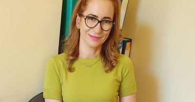 Stire din Eveniment : Inspector școlar constănțean acuzat de luare de mită. A luat 5.000 de euro pentru un transfer