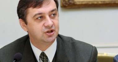 Stire din Politică-Administrație : Află cine e cel mai nou consilier al președintelui Băsescu