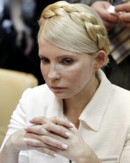 Stire din Actualitate : Iulia Timoșenko va petrece următorii șapte ani după gratii