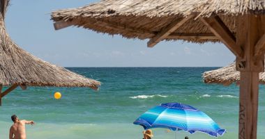 Stire din Social : Reacția unui turist francez care a venit prima dată în Vama Veche