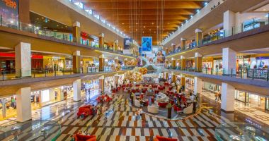 25 ani de IULIUS: opt proiecte regionale, peste 1.000 de branduri și 73 milioane de vizite pe an. Compania ieșeană își consolidează poziția de lider în retailul românesc - 2