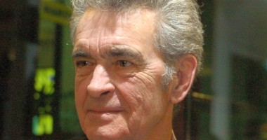 Stire din Cultură-Educație : Trupul neînsuflețit al lui Iurie Darie va fi depus astăzi la Teatrul de Comedie