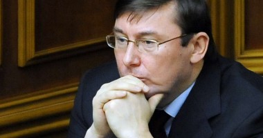 Stire din Actualitate : Lider al opoziției ucrainene agresat în timpul unei manifestații la Kiev