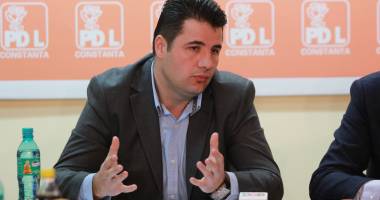 Stire din Politică-Administrație : Iustian Fabian Roman s-a înscris în cursa pentru Primăria Constanța