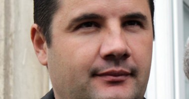 Stire din Politică-Administrație : Candidat ARD reclamă că în Cumpăna oamenii sunt duși mai mult cu forța la vot