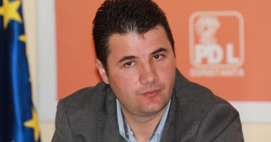 Stire din Politică-Administrație : Iustin Fabian Roman spune că există soluții tehnice pentru ca podul de la Agigea să nu fie închis