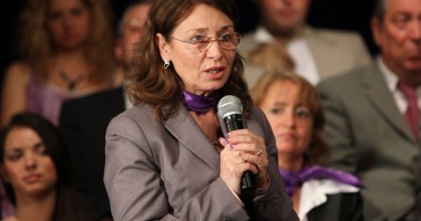 Elena Ivănescu îl susține pe Gigi Chiru