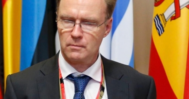 Ambasadorul britanic la UE demisionează