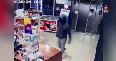 Stire din Eveniment : Amenințare cu cuțitul și jaf la benzinărie. Un bărbat reținut după ce a fugit