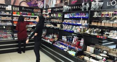 Jaf de 100.000 de lei în două minute, în centrul Constanței - 2