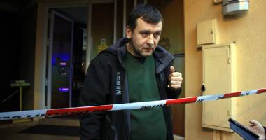 Jaf în centrul Constanței. A atacat o angajată  și a fugit cu 12.000 lei - 3