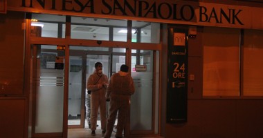 Jaf armat la o bancă din Constanța - 2