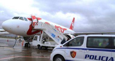 Stire din Cultură-Educație : Bărbatul ucis pe aeroportul din Tirana în timpul unui jaf armat era un spărgător de bănci