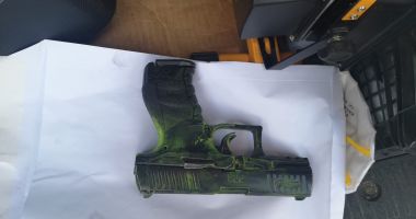 Jaf la Constanța! I-au furat mașina, după ce l-au amenințat cu un pistol și un cuțit - 3