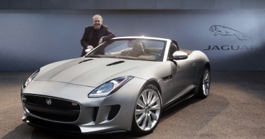 Stire din Diverse : Jaguar F-TYPE, cel mai bun design al anului 2013. Când ajunge mașina și la Constanța?
