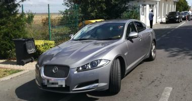 Stire din Eveniment : Jaguar, confiscat de polițiștii de frontieră