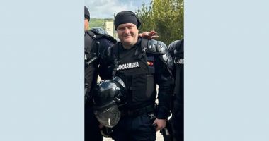 Jandarm din Galați, erou pentru un cățel, la un pas să fie luat de ape - 3