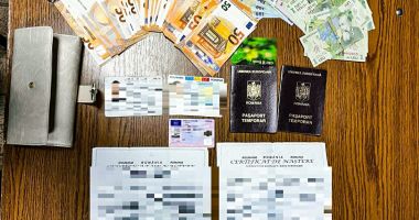 Stire din Eveniment : Portofel cu 2300 de euro şi 1200 lei, găsit pe stradă. Însă, nimic nu e întâmplător!